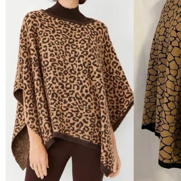 Ann Taylor Women’s XS Poncho Sweater Metallic Gold and Black Geometric Print - Picture 1 of 8
